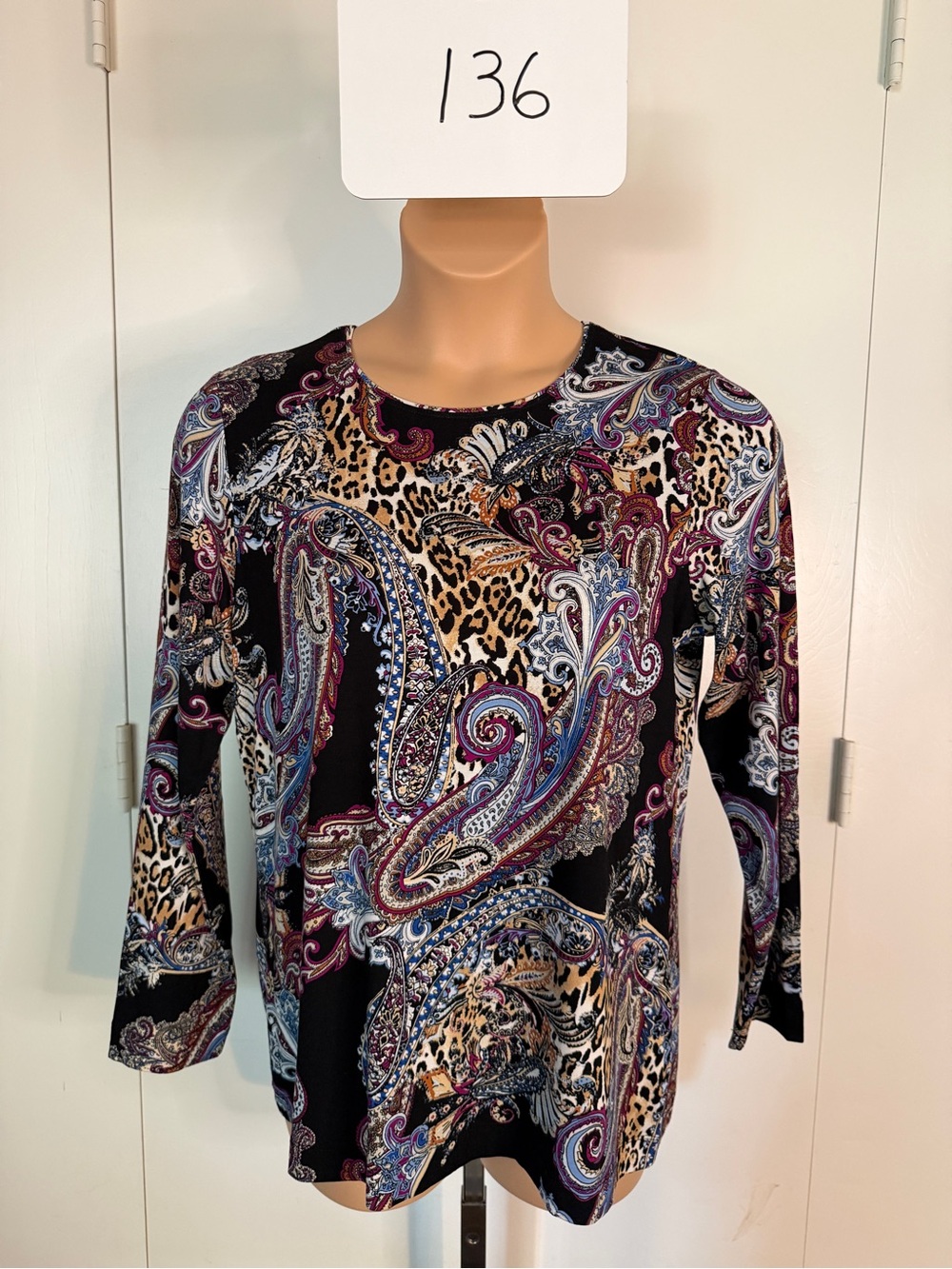 Chico's Black Paisley & Leopard Print Long Sleeve Tee